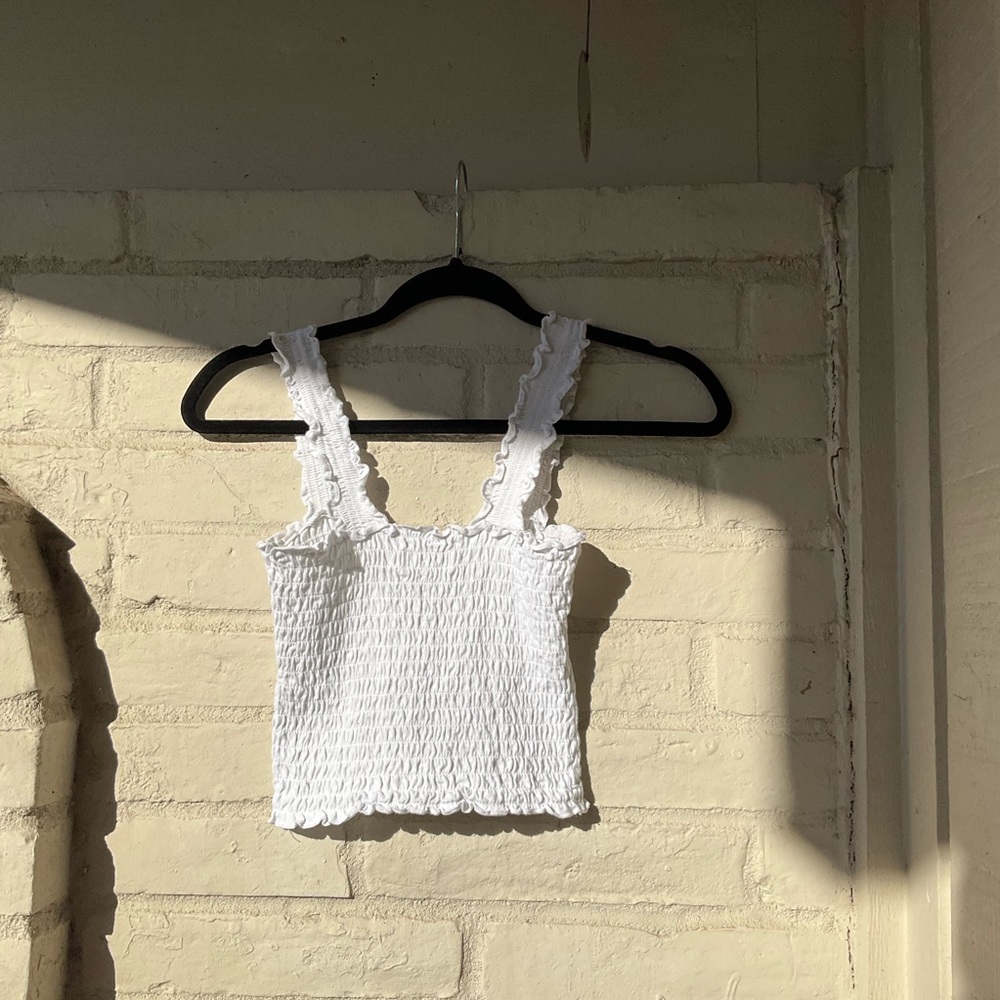 Hollister crop top tank top square neck ruffled tank - Size S